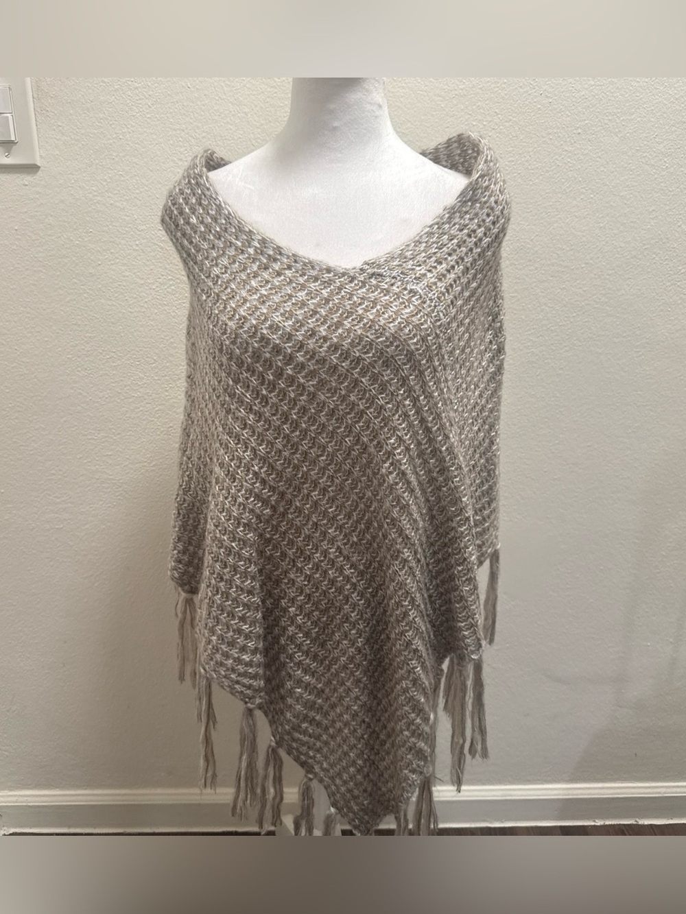 Vintage Y2K Boho Knit Poncho